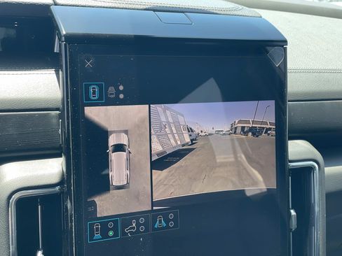 New 2026 GMC Yukon Denali AWD/4WD image 14