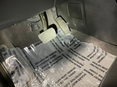 Used 2023 Cadillac XT4 Premium Luxury image 36