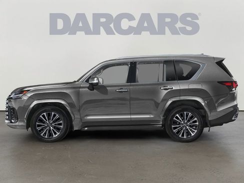 New 2025 Lexus LX 600 4WD w/ Luxury Package image 2