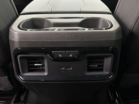 Used 2026 GMC Sierra 2500 AT4 w/ AT4 Premium Plus Package image 40