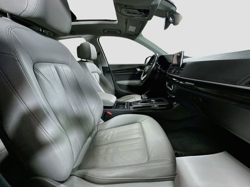 Used 2018 Audi Q5 2.0T Premium AWD/4WD image 30