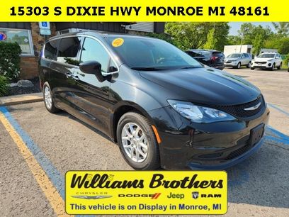 Used 2023 Chrysler Voyager LX