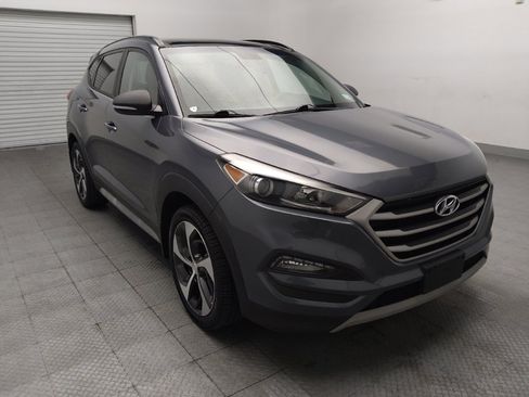 Used 2018 Hyundai Tucson Value w/ Cargo Package FWD image 13