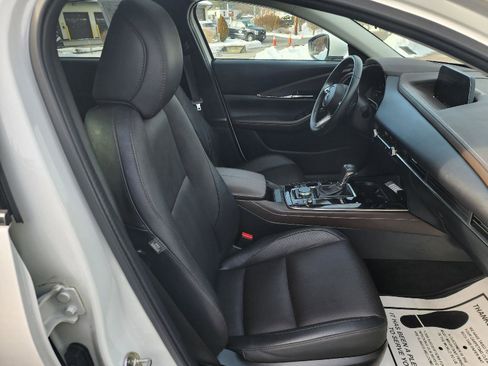 Certified 2023 MAZDA CX-30 AWD 2.5 S w/ Premium Package image 16