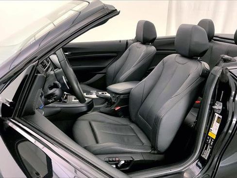 Used 2016 BMW M235i xDrive Convertible image 13
