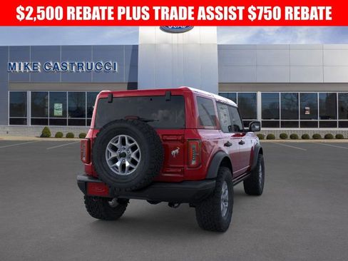 New 2025 Ford Bronco Badlands image 8