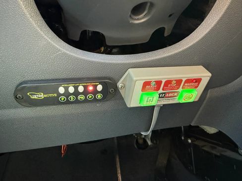 Used 2013 Ford Transit Connect XLT FWD image 26