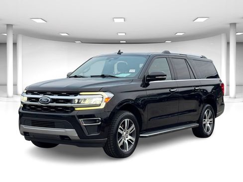 Used 2023 Ford Expedition Max Limited AWD/4WD image 2