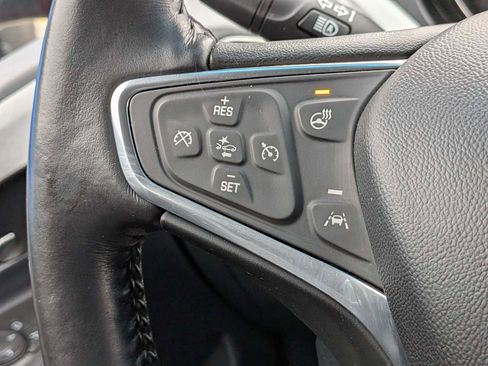 Used 2021 Chevrolet Bolt Premier w/ Infotainment Package image 23