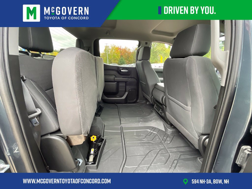 Used 2020 Chevrolet Silverado 1500 LT w/ LT Value Package AWD/4WD image 24