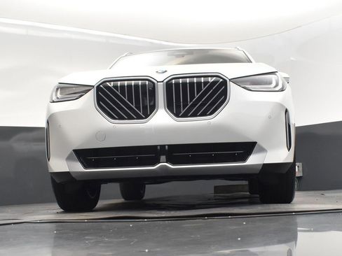 Certified 2025 BMW X3 xDrive30i w/ Premium Package image 45