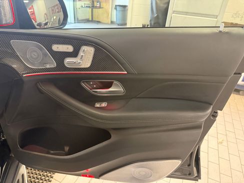 Used 2021 Mercedes-Benz GLS 63 AMG GLS 63 AMG image 32