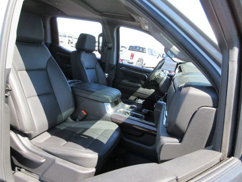Certified 2025 GMC Sierra 1500 Elevation w/ Elevation Premium Package AWD/4WD image 24
