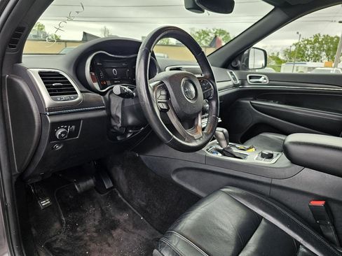 Used 2018 Jeep Grand Cherokee Limited image 7