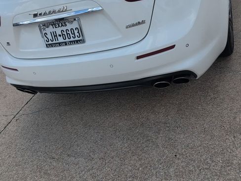 Used 2018 Maserati Ghibli S image 28