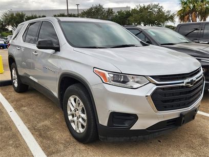 Used 2021 Chevrolet Traverse LS