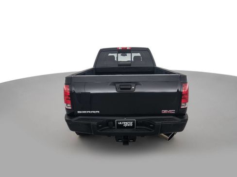 Used 2013 GMC Sierra 2500 Denali w/ Suspension Package, Off-Road image 6