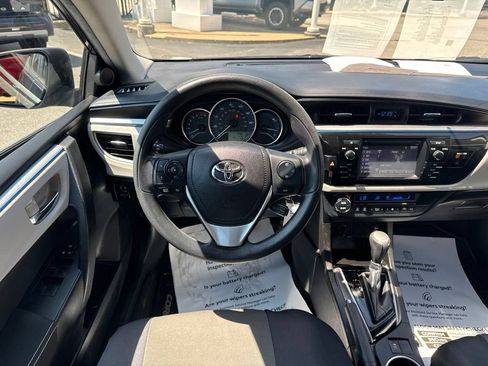 Used 2016 Toyota Corolla LE FWD image 27