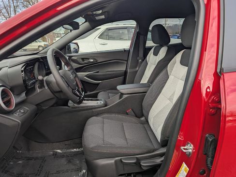 New 2026 Chevrolet Trax RS w/ Driver Confidence Package image 44