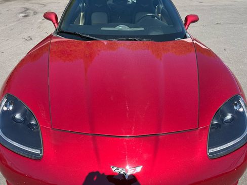 Used 2008 Chevrolet Corvette Coupe w/ Z51 Performance Package RWD image 8