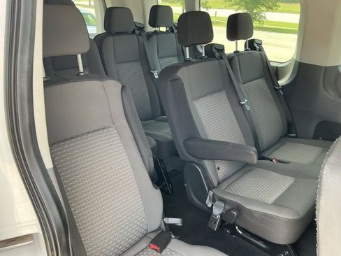 Used 2022 Ford Transit 350 XLT image 9