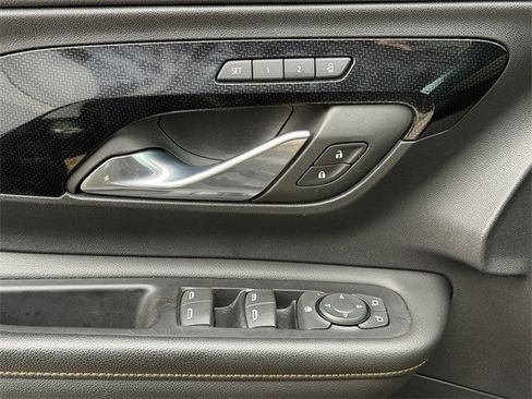 Used 2023 GMC Terrain AT4 image 24