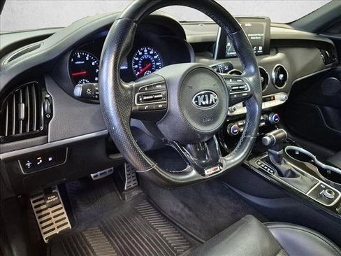 Used 2020 Kia Stinger GT-Line w/ Sun & Sound Package AWD/4WD image 10