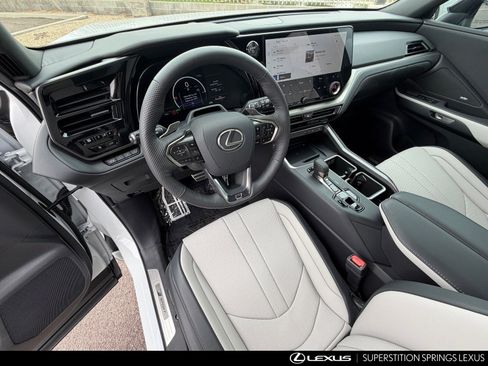 Certified 2026 Lexus TX 500h AWD w/ Technology Package image 16