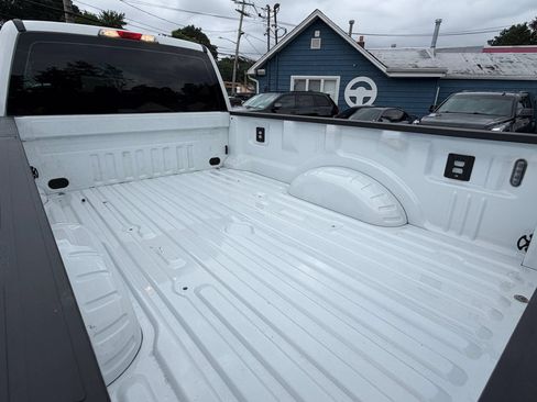 Used 2017 Ford F250 XL w/ Power Equipment Group AWD/4WD image 26