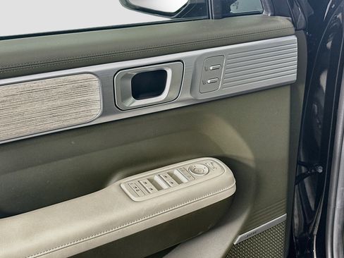Used 2025 Hyundai Santa Fe Calligraphy FWD image 15