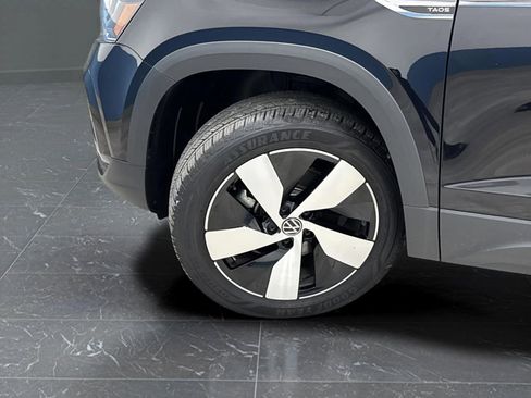 Used 2024 Volkswagen Taos S image 33