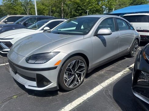 Used 2023 Hyundai Ioniq 6 SEL RWD image 6