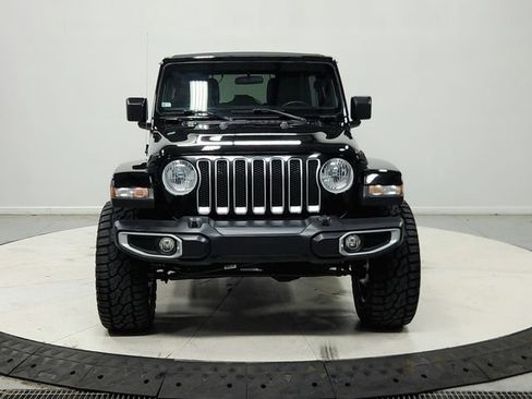 Used 2021 Jeep Wrangler Unlimited Sahara w/ Cold Weather Group AWD/4WD image 3