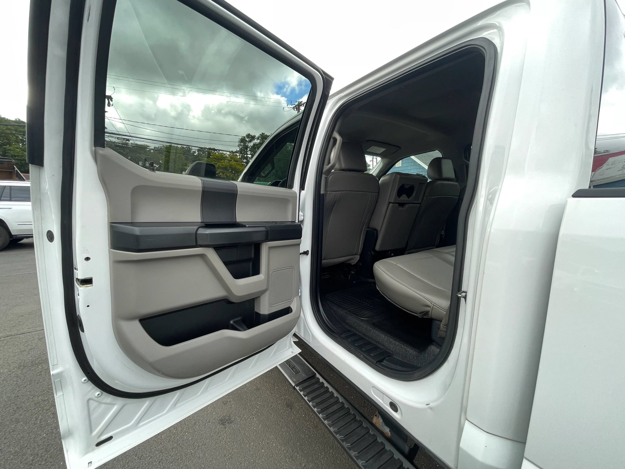 Used 2019 Ford F250 XL w/ Power Equipment Group AWD/4WD image 22
