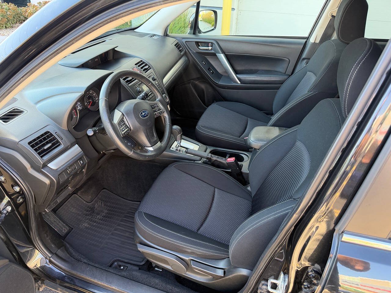Used 2014 Subaru Forester 2.0XT Premium w/ Popular Package #2 AWD/4WD image 16