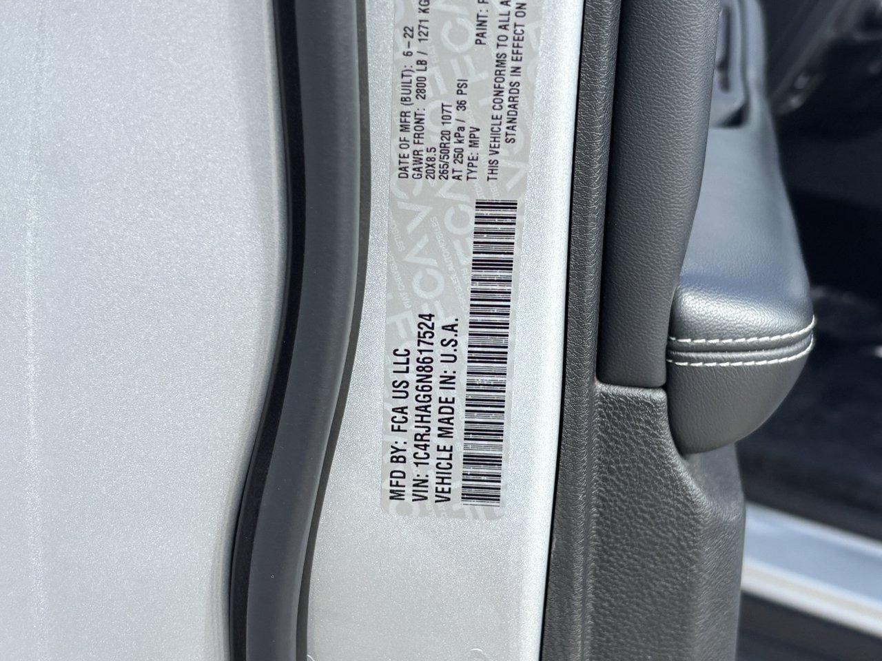 Used 2022 Jeep Grand Cherokee Altitude AWD/4WD image 30