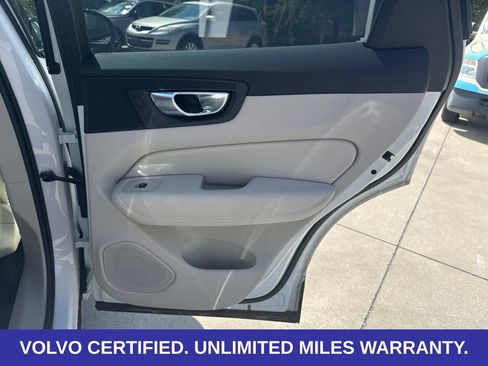 Certified 2026 Volvo XC60 B5 Ultra AWD/4WD image 13