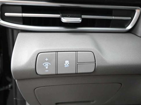 New 2026 Hyundai Elantra Sport FWD image 22