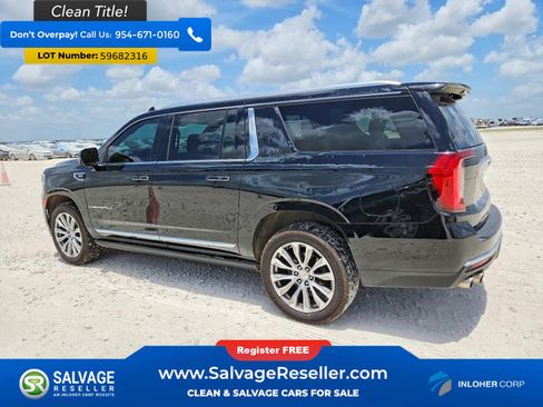 Used 2022 GMC Yukon XL Denali AWD/4WD image 3
