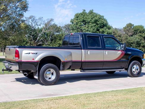 Used 2000 Ford F350 Lariat image 16