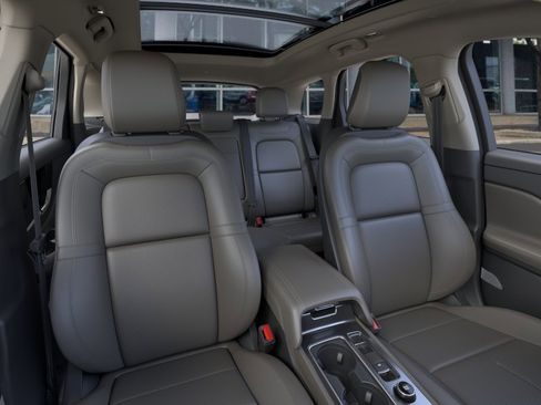 New 2026 Lincoln Corsair Premiere AWD/4WD image 10