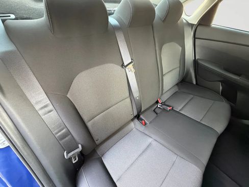 Used 2023 Kia Forte LXS w/ LXS Technology Package FWD image 18