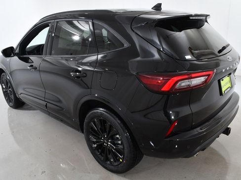 New 2025 Ford Escape ST-Line Elite w/ Premium Technology Package image 15