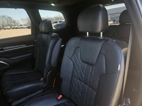 Used 2024 Kia Telluride SX X-Pro image 29