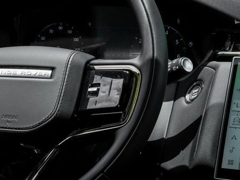 New 2026 Land Rover Range Rover Velar S AWD/4WD image 25