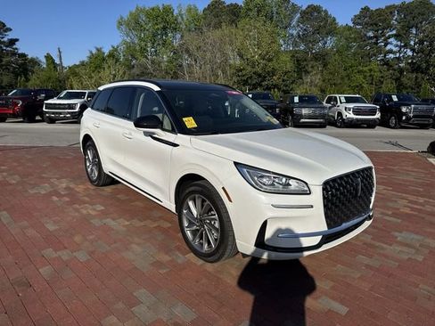 Used 2025 Lincoln Corsair Grand Touring image 19