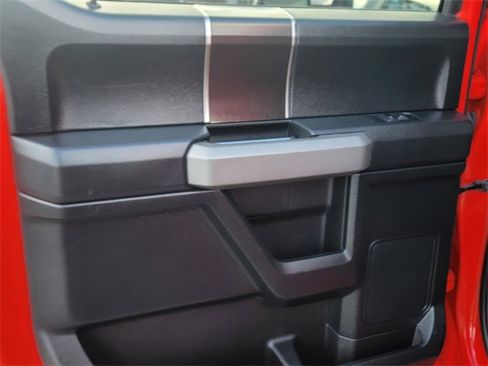 Used 2020 Ford F150 Raptor image 12