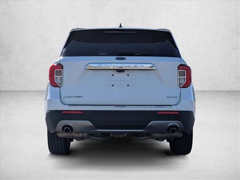Used 2023 Ford Explorer Limited image 6