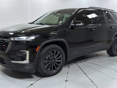 Used 2023 Chevrolet Traverse RS