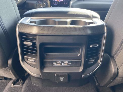 Used 2025 RAM 1500 Big Horn AWD/4WD image 13